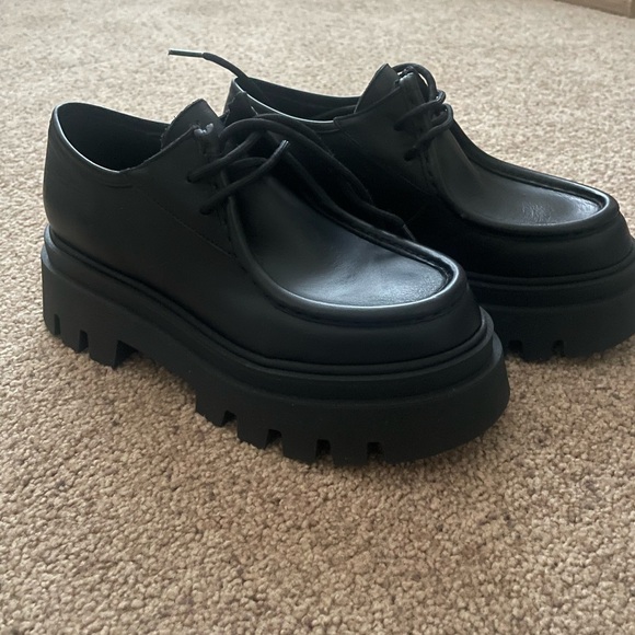 Black Chunky Leather Loafers - Picture 1 of 5
